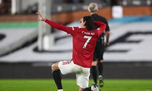 热刺险胜利物浦，卡瓦尼梅开二度德甲